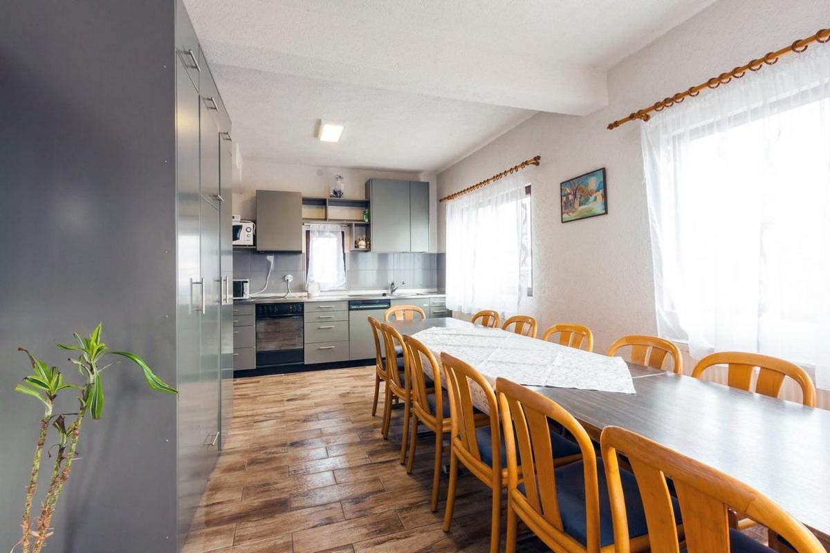 Eross Kulcsoshaz Villa Lazarea Bagian luar foto