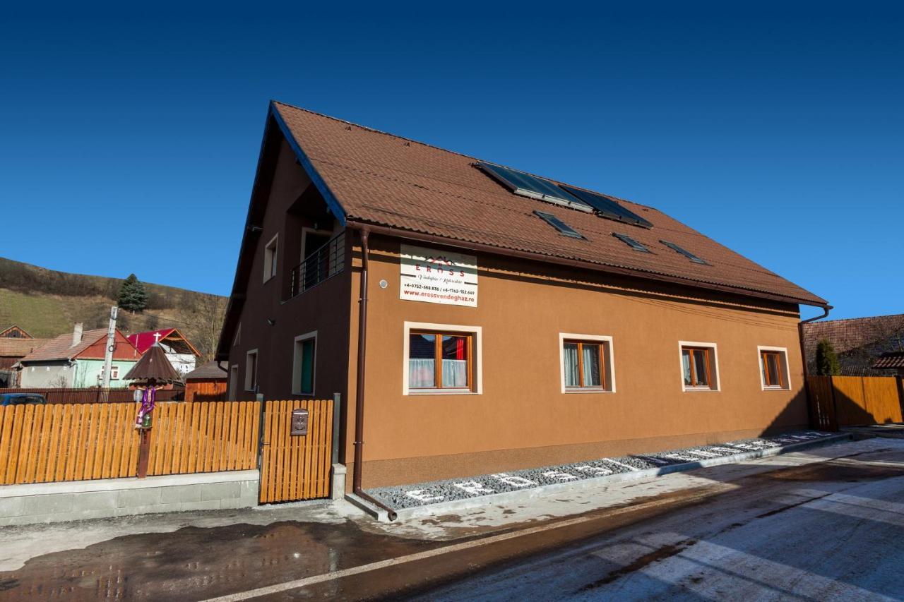 Eross Kulcsoshaz Villa Lazarea Bagian luar foto