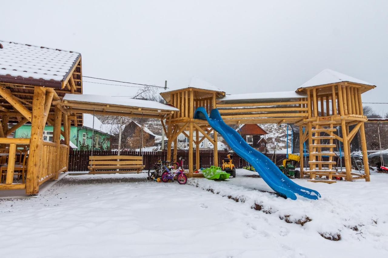 Eross Kulcsoshaz Villa Lazarea Bagian luar foto