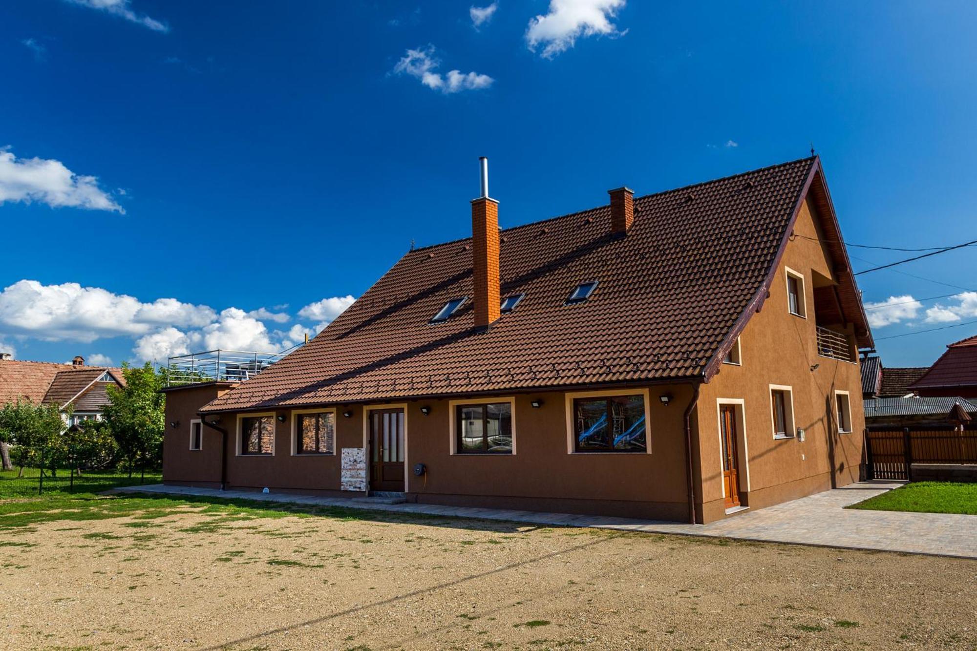 Eross Kulcsoshaz Villa Lazarea Bagian luar foto