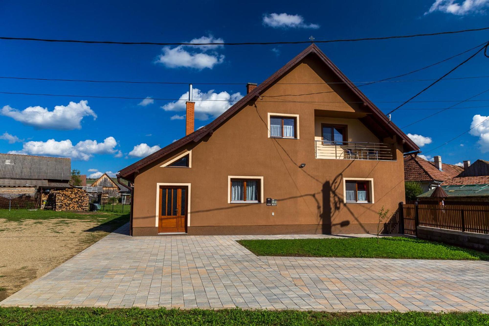 Eross Kulcsoshaz Villa Lazarea Bagian luar foto